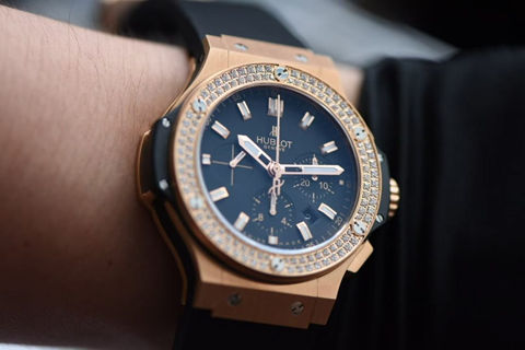 Hublot Big Bang Diamond Bezel Replica Watch